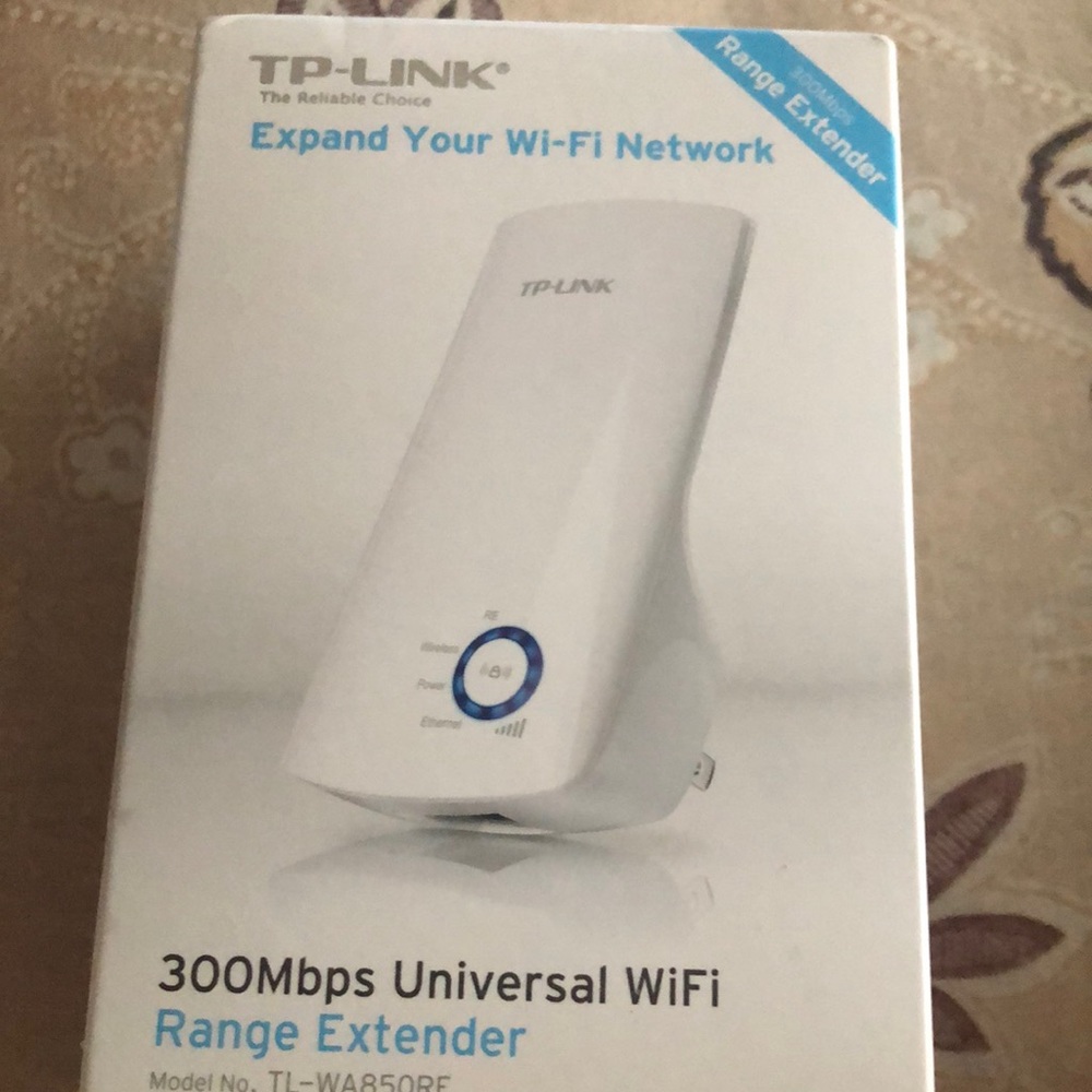 TpLink 300 Mbps Universal Wi-Fi device Range extender